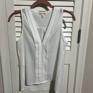 100% polyester white blouse like new
